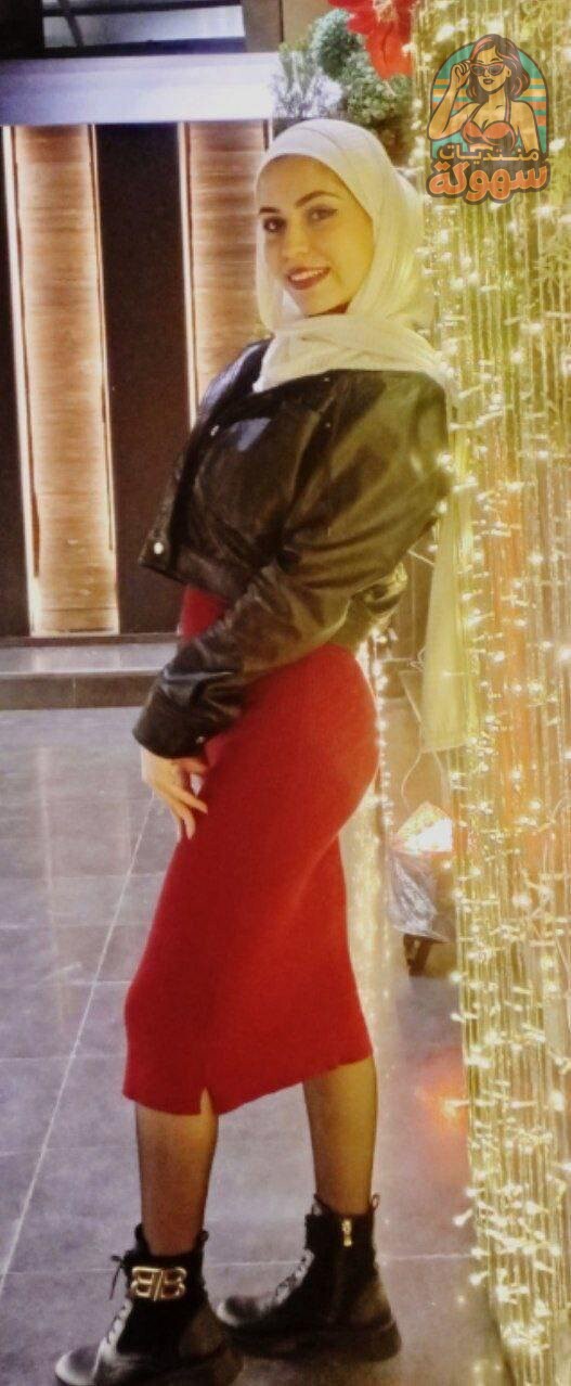 البوم نودز حصري في منديات سهوكة بنوته جامعية محجبة تصور نودز لرفيقها وتعرض جسمها وابزازها وتفتح اخرامها ليه