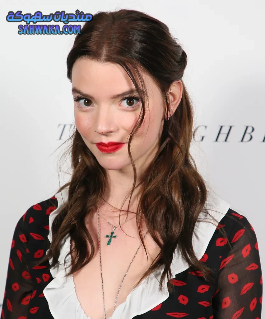 Anya Taylor Joy Red Lip 2018