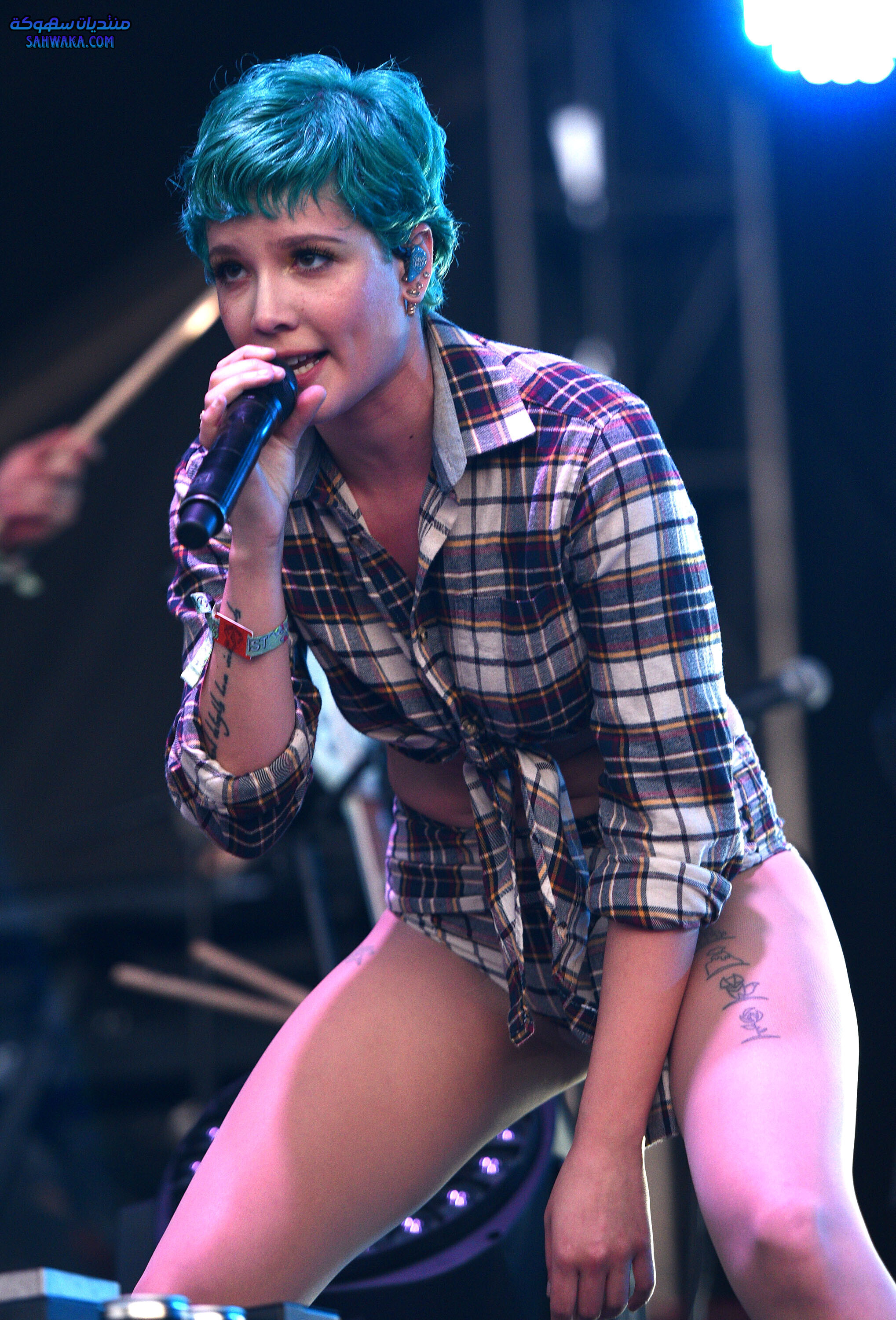 اجمال الاطلالات والالبومات للمغنية المثيرة Halsey الالبوم رقم 004